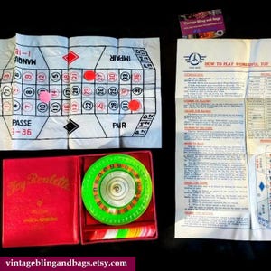 1950 年代のおもちゃのルーレット ゲーム、緑色の 12 cm ルーレット ホイール、1950 年代のルーレット パーティー ゲーム、ビンテージ パーラー ゲーム、ビンテージ ゲーム、1950 年代のギャンブル ゲーム