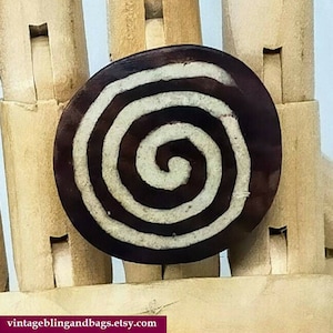 1990s large Vintage wooden ring 53-60mm circumference, 1990s handmade widy ring, vintage boho ring, statement ring, boho statement ring