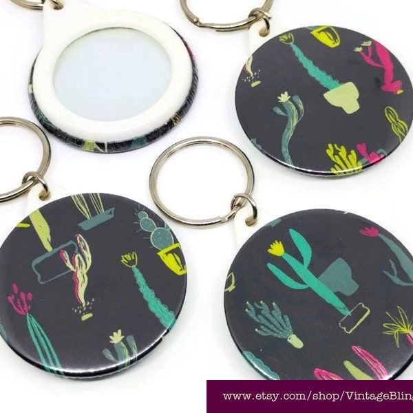 75x45mm Handmade cactus mirror keyring, handmade mirror keychain, cactus keyring, handmade keyring, lipstick mirror, handmade accessories