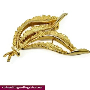 46x37mm 1950s Vintage feather brooch, vintage feather pin, midcentury brooch, 1950s brooch pin, 1950s pin brooch, vintage gift for her
