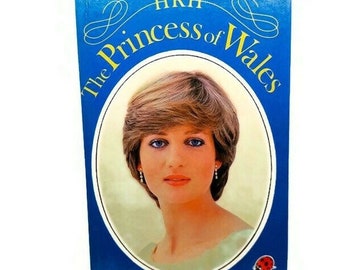 1982 Vintage ladybird "Famous People" book HRH The Princess of Wales book, Princess Diana book, Royal memorabilia, vintage children's books,