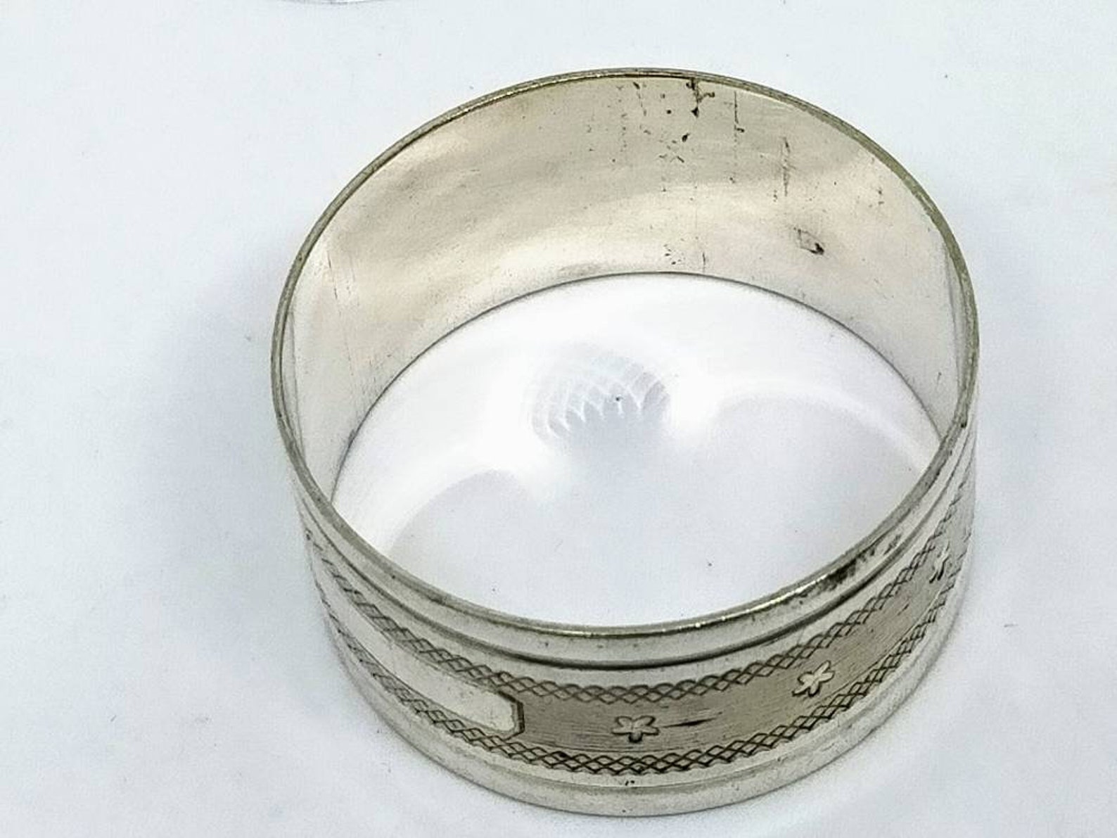Vintage EPNS silver plated napkin ring with empty cartouche Etsy