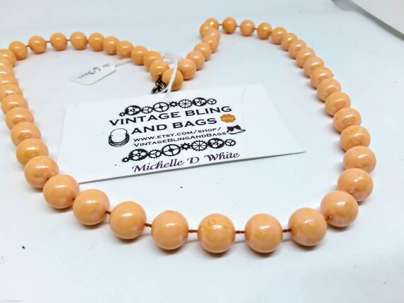 63cm vintage 1980s necklace, plastic necklace, bea