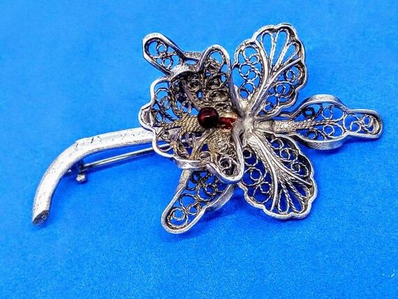 Vintage filigree silvertone wirework pin, vintage