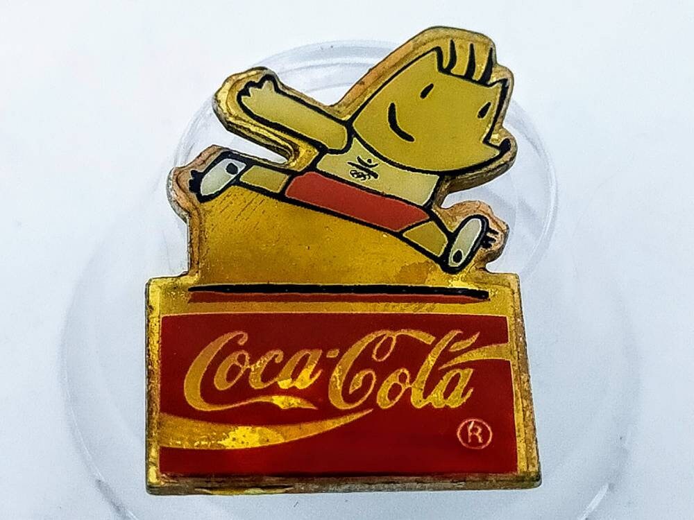1992 Barcelona Olympics mascot Cobi pin Coca cola