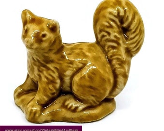 Vintage wade squirrel Whimsey, Wade Whimsey squirrel  ornament, Wade squirrel, vintage  Whimsies, vintage animal ornament, Wade ornaments #5