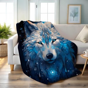 Mystic Wolf Plüschdecke: Himmlischer Wohndekor-Überwurf