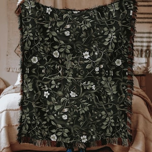 Dark Green Floral Woven Blanket, Mystical Throw for Dark Academia Decor, Cozy Home Gift, Boho Bedding, Unique Living Room Decor, Bedroom