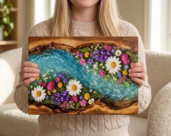 Wildflower River Glass Cutting Board, Floral Kitchen, Cottagecore Gift, Botanical Counter Decor, Nature Inspired Serving