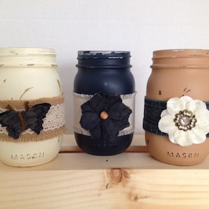 Conjunto de Potes de Vidro com Acabamento Envelhecido em Estilo Shabby Chic