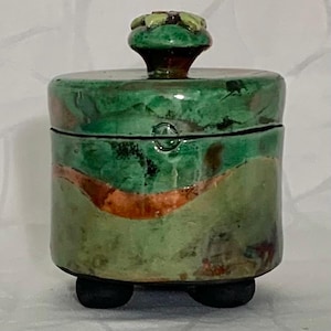 Raku / Ceramic Treasure / Keepsake Box - Daisy
