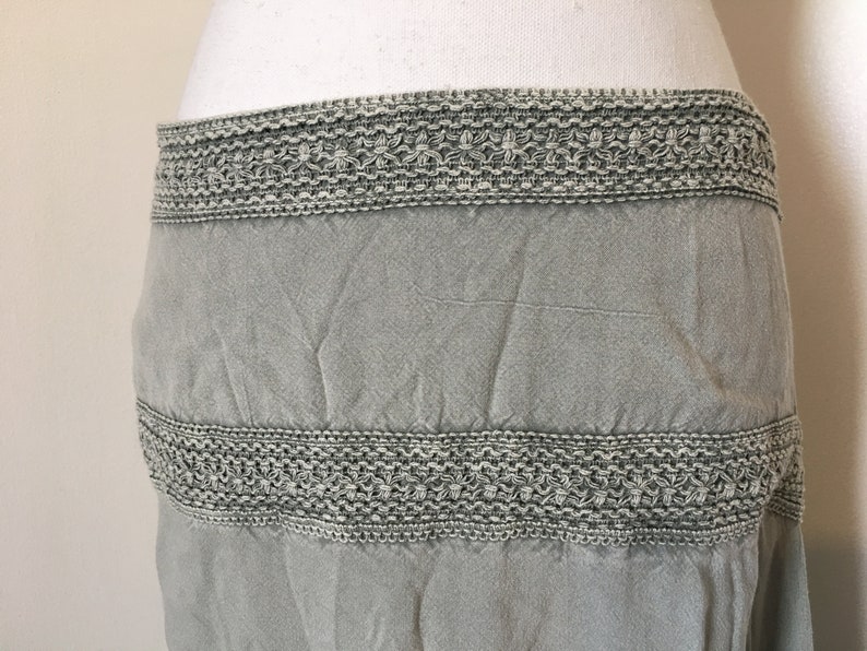 1990s Grey Asymmetrical Gypsy Mystic Hippie Boho Belly Dance Midi Skirt Summer Festival Indian Embroidered Handkerchief Hem Women/'s L