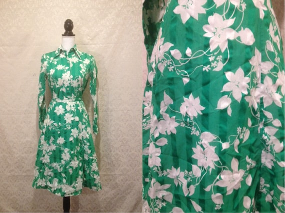 1960s 70s Green White Striped Floral Hawaiian Trop