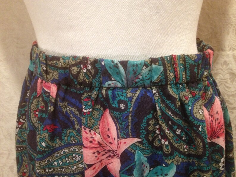 1980s Tropical Psychedelic Paisley Midi Spring Skirt S-M
