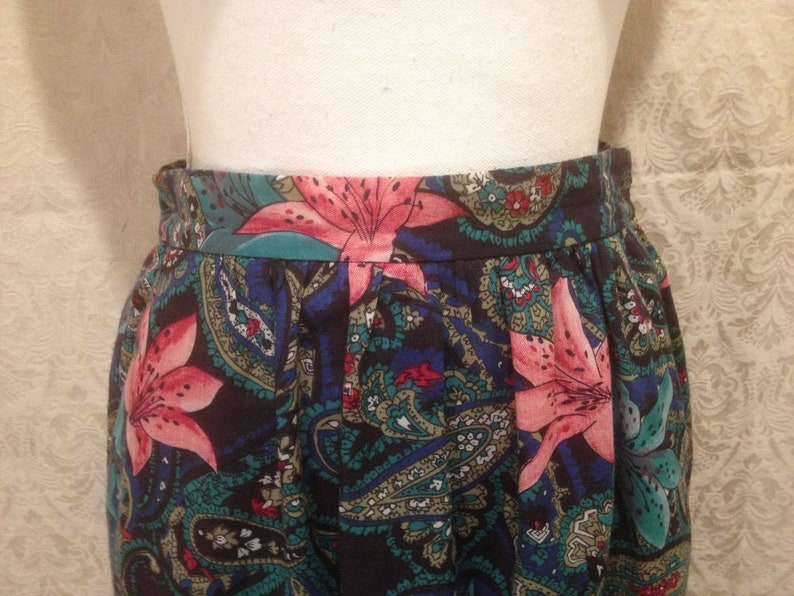 1980s Tropical Psychedelic Paisley Midi Spring Skirt S-M