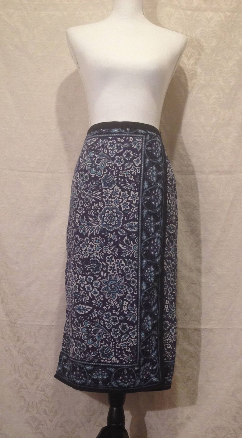 1990s Blue Black Floral Paisley Indian Art Psychedelic Garden Boho Gypsy Witch Festival Midi Dance Striped Square Skirt Mystic Elastic Small