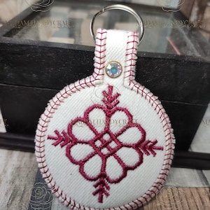 Key fob round machine embroidery design file traditional latvian ornament/symbol Sun_Saule