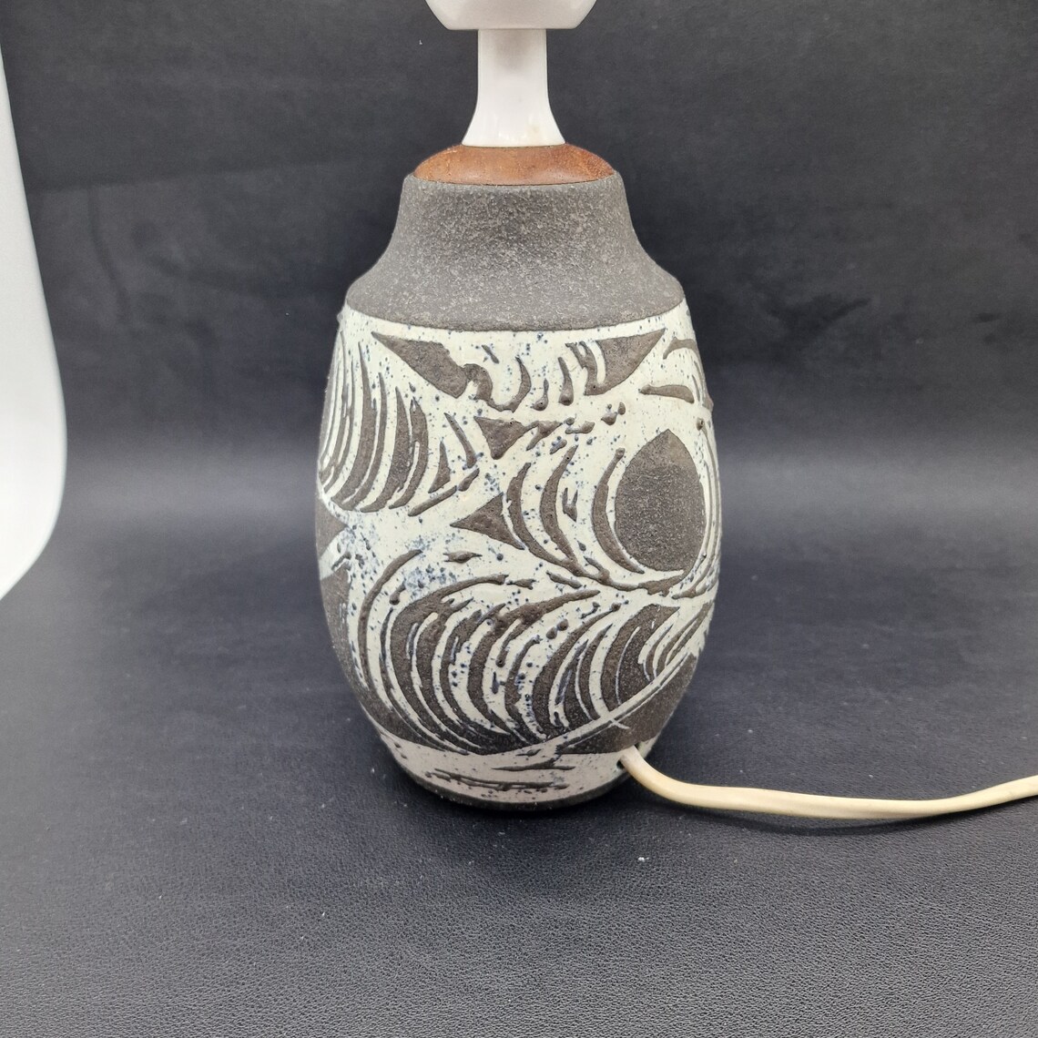 German vintage modernist table lamp 1960:s, Foto 3 von 5