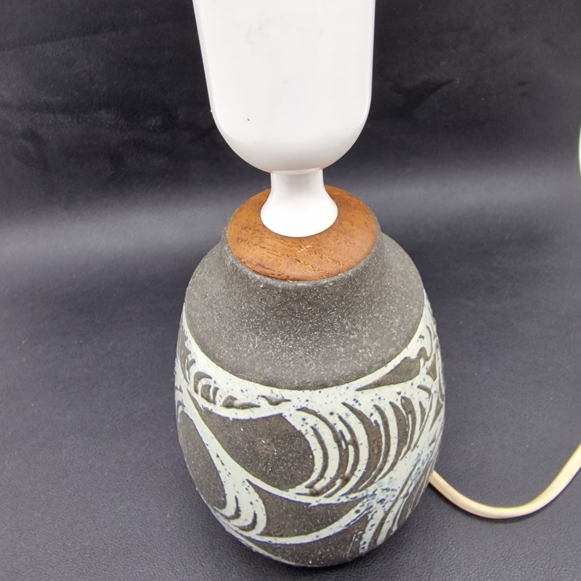 German vintage modernist table lamp 1960:s, Foto 4 von 5