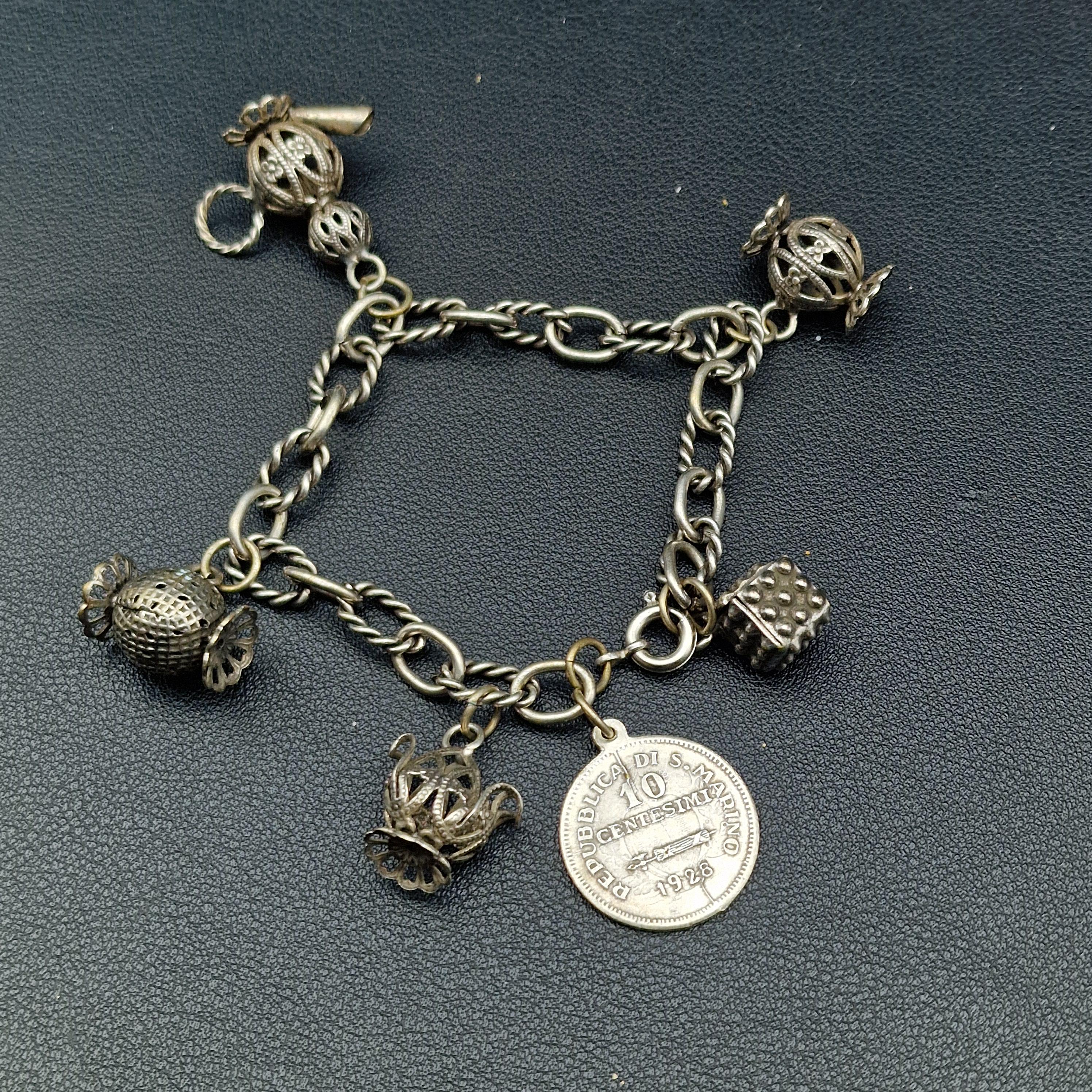 Bracelet Vintage Métal Doré Rétro - Pièce Unique Occasion Collection