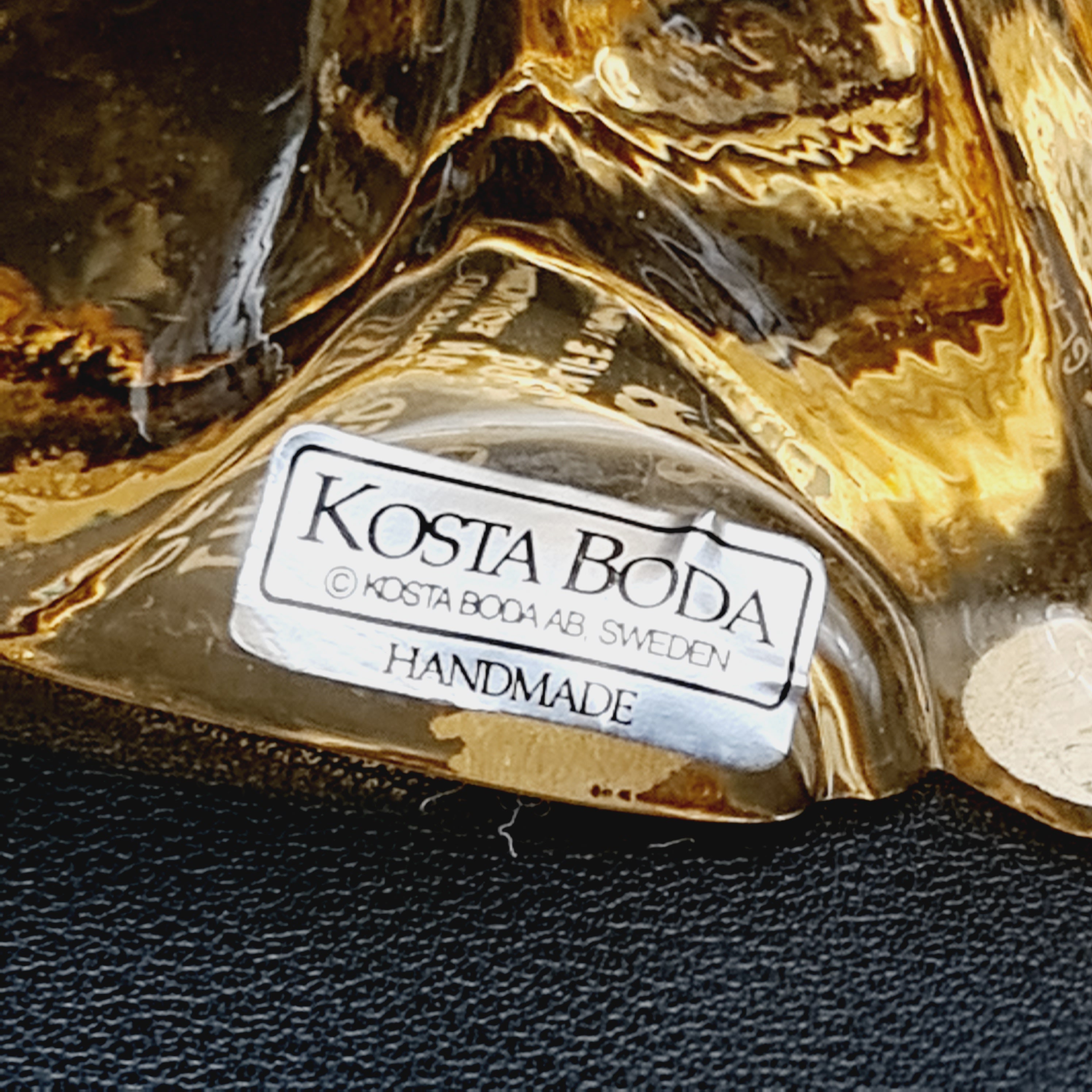 Paul Hoff for Kosta Boda - WWF Limited Edition - Cheetah Art Glass