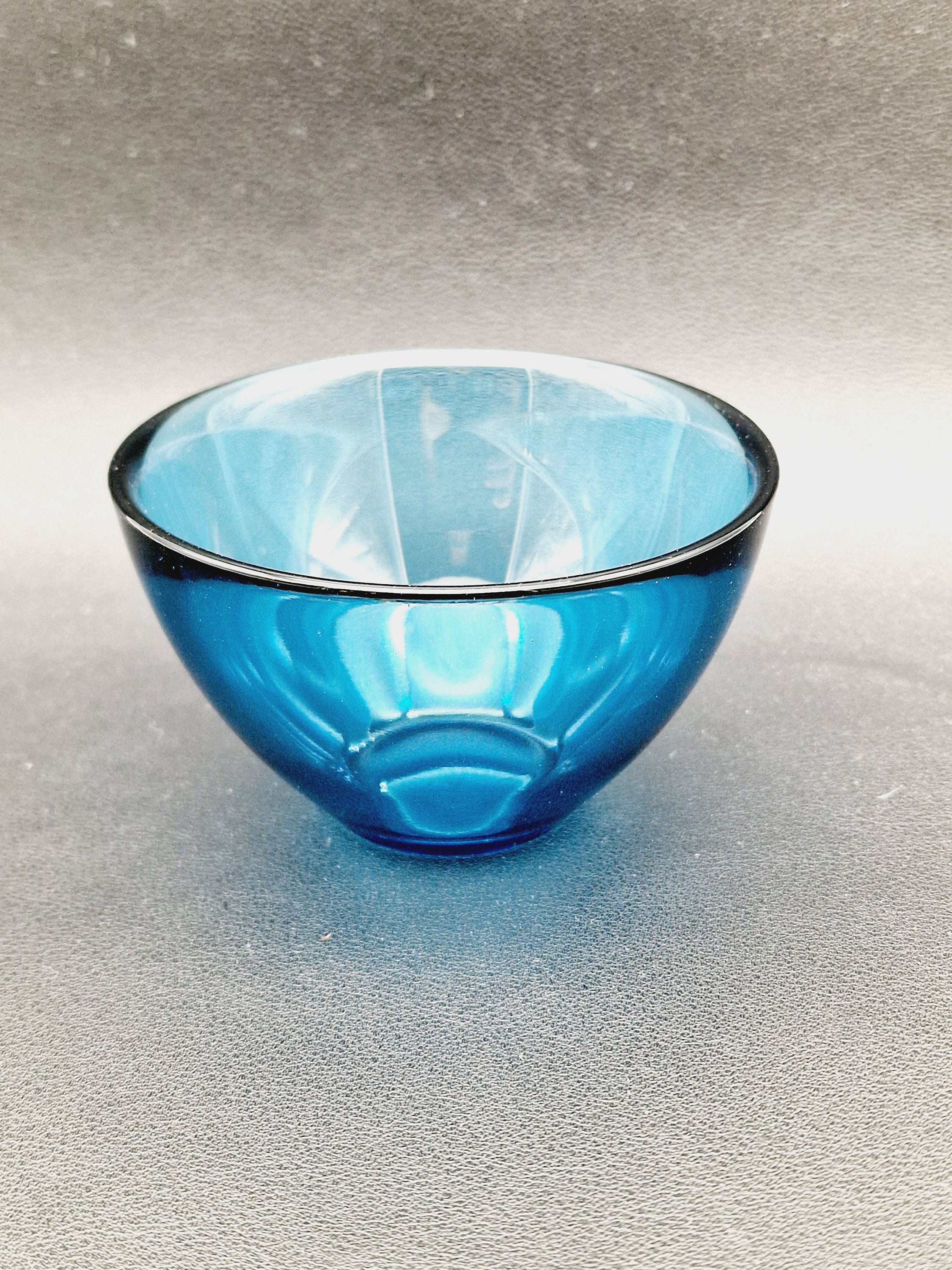 Sven Palmqvist for Orrefors - Unusual Small Fuga Bowl - Art Glass