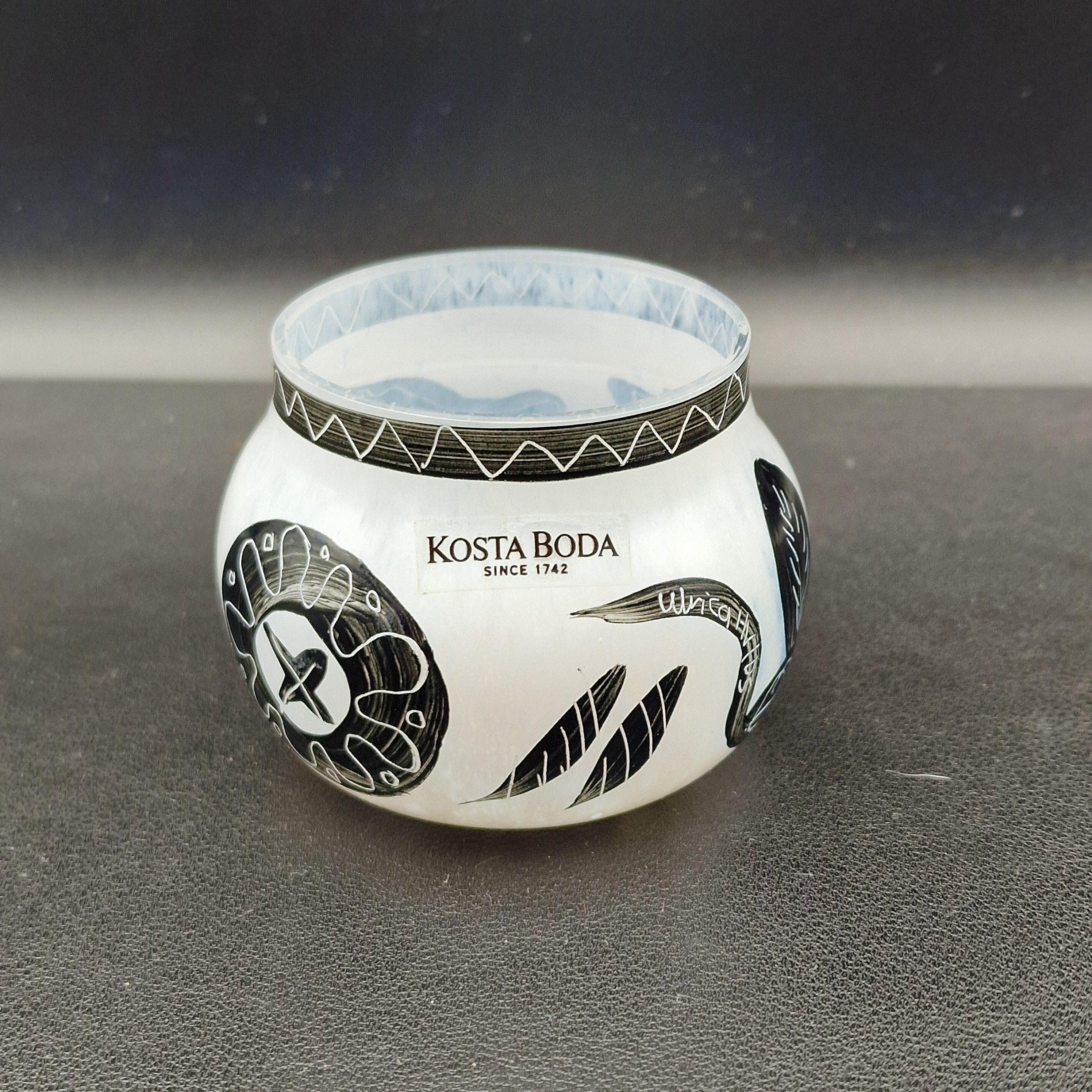 Vintage Kosta Boda Miniature Art Glass Bowl – Ulrica Hydman
