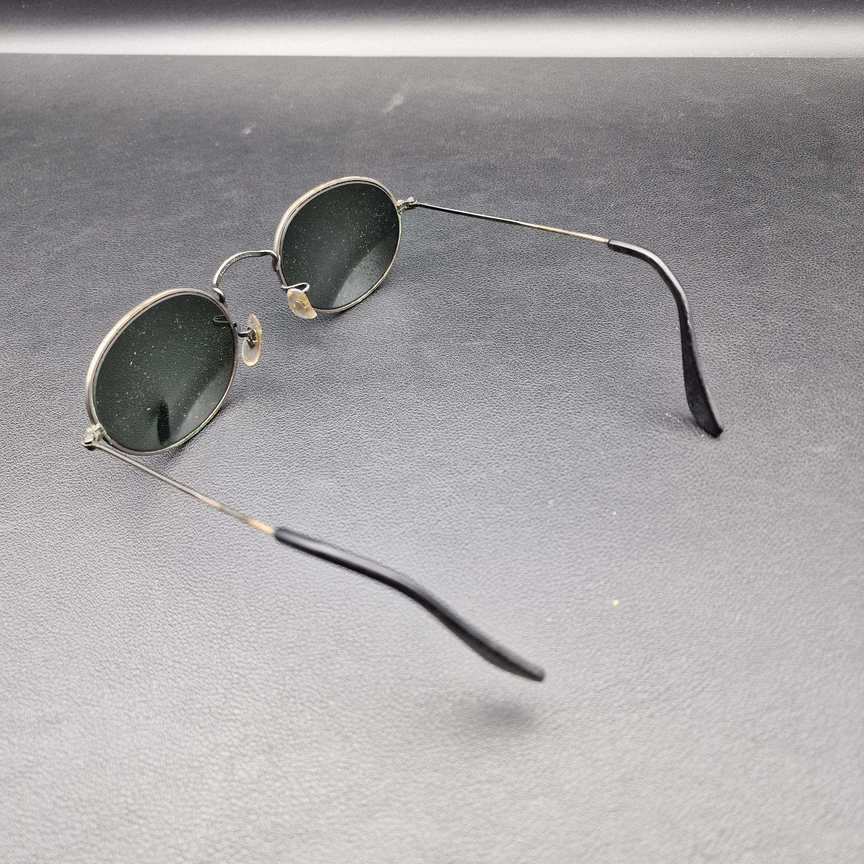 Vintage Ray-ban Oval Metal Sunglasses W0969 YOAS | 1980s-90s 