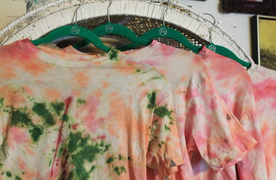 Pink Green Tie Dye Tees / Tie Dye T-Shirts / Girl… - image 2