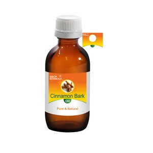 Könnte beinhalten: Eine braune Glasflasche mit weißem Verschluss, beschriftet mit "Zimtrindenöl, Rein & Natürlich" und einem kleinen Bild von Zimtstangen. Das Etikett ist orange mit grünem Text und einem kleinen Logo mit der Aufschrift "SSCP Botanicals".