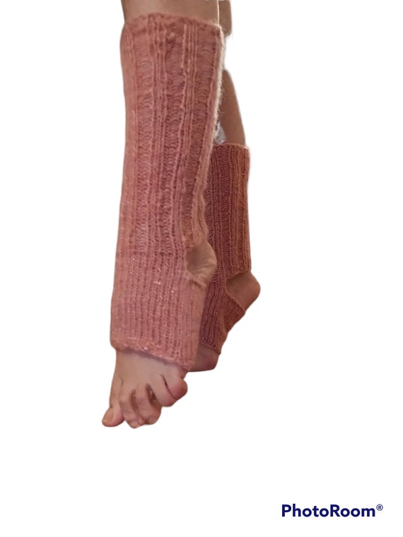 Mochair Yoga Leg Warmers, Pink Grip Socks, Fluffy Toeless Socks