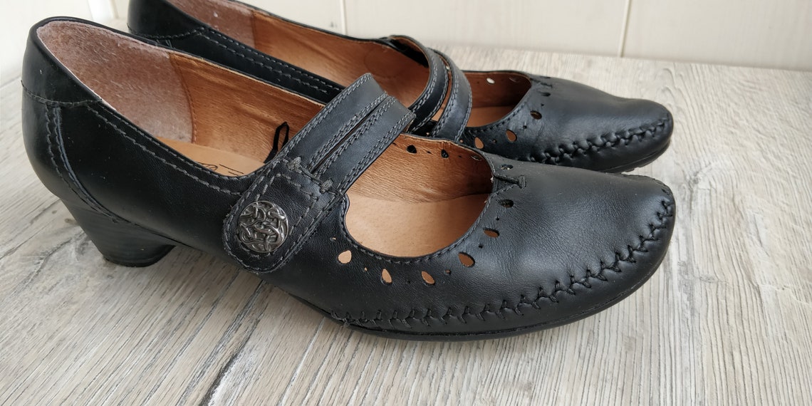 vintage black mary jane shoes