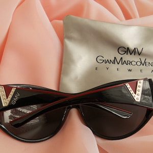 80s GIAN MARCO VENTURI Sunglasses. Vintage Womens Designer Sunglasses. Cat Style Sunglasses. Oversized Frame. Italy Designer Sunglasses