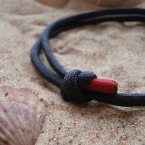 Paracord bracelet in navy blue, groomsmen weding gift couples armband gift for man Nautical cord knot adjustable  personalised cord