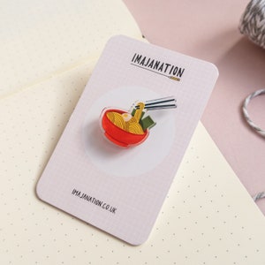Insigne d&#39;épingle en acrylique ramen, insigne de nouilles, broche pour vêtements, cadeaux alimentaires, épingle illustrée, cadeau d&#39;anniversaire amusant, épingle pour bol de soupe de nouilles japonaises