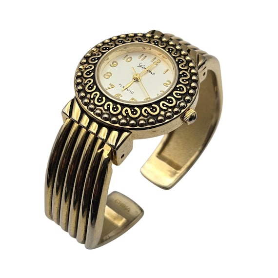 Vtg Geneva Expandable Cuff Bracelet Watch Gold Tone White Dial Stretch Band Platinum Quartz Japan Movement Retro Chic Womens Accessory