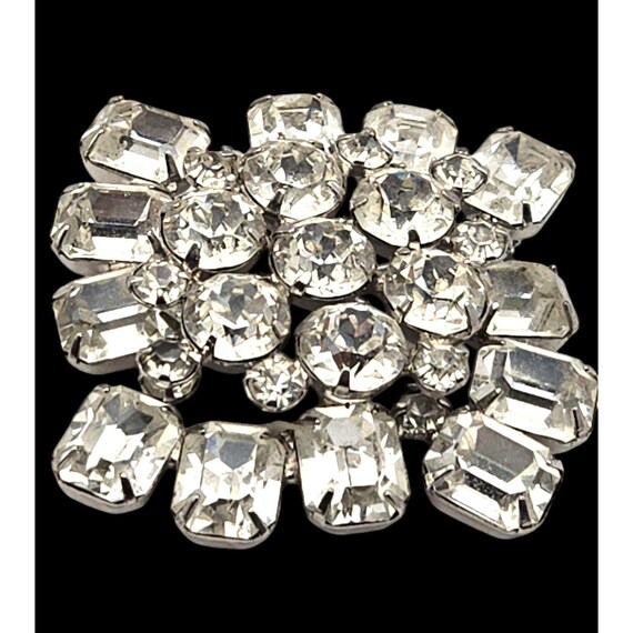 Vintage Weiss Ice Clear Crystal Brooch With Round & Emerald Cut Stones