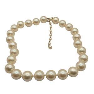 Vtg Monet Faux Pearl Choker Necklace 13.34 mm Pearls Classic Statement Jewelry 18 "