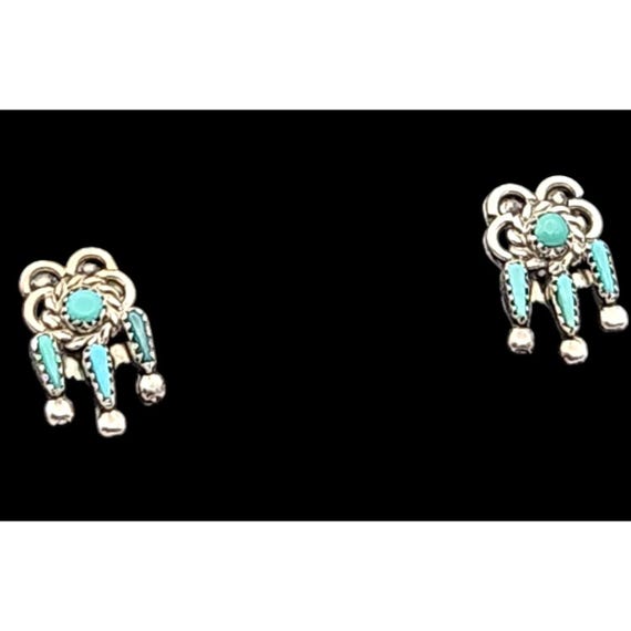 Vintage Sterling Silver Zuni Petit Point Turquoise Stud Earrings Bear Claw Motif  3/8 x 1/4 Small