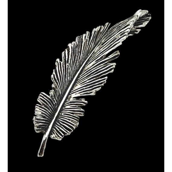 Vintage CORO Silver Feather Brooch / Pin Nature-Inspired Jewelry Detailed Design Elegant