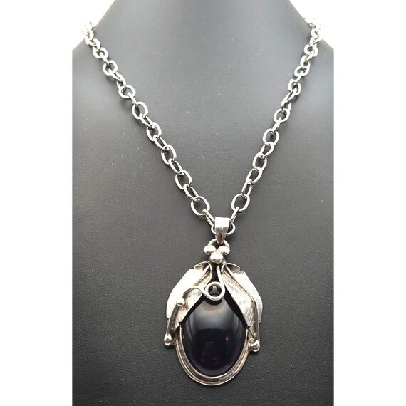 Sterling Silver Amethyst Cabochon Pendant Necklace With Intricate Leaf & Vine Design 925 Marked Clasp 18" Long