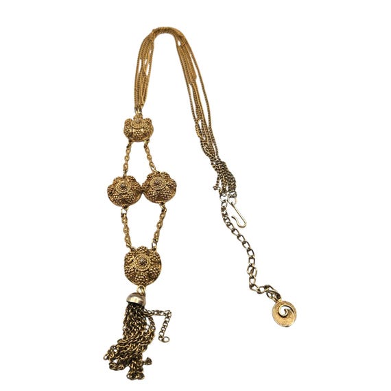 Vtg Lisner Gold Tone Chain Lariat Tassel Pendant Necklace 20" Length W/ 3" Ext. Tassel Pendant 6" Length W/ 3/4" Medallions