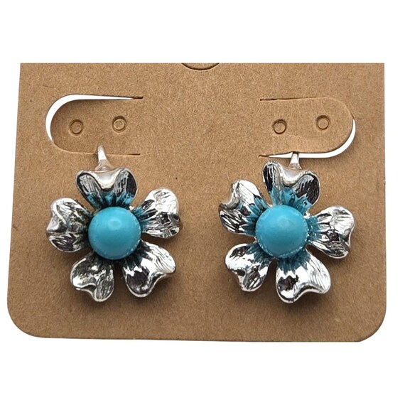 Vintage Sarah Coventry Silver Tone Faux Turquoise Flower Clip-On Earrings 3/4 " x 3/4 "