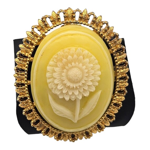 Vintage Gold Tone Flower Cameo Brooch Oval Floral Design 2" X 1.5" With 3/8" Domed Rise