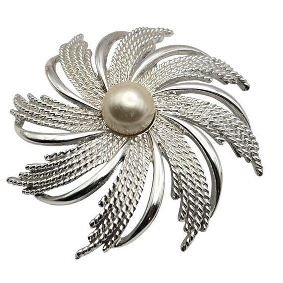 Vintage Sarah Coventry Faux Pearl Brooch Pin Silver-Tone Swirl Design Floral Style 2 1/2 " x 2 1/2 "