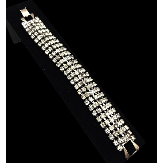 Vintage Art Deco Rhinestone Bracelet By Lisa With Domed Construction & Striking Round Rhinestones 7 1/4 "