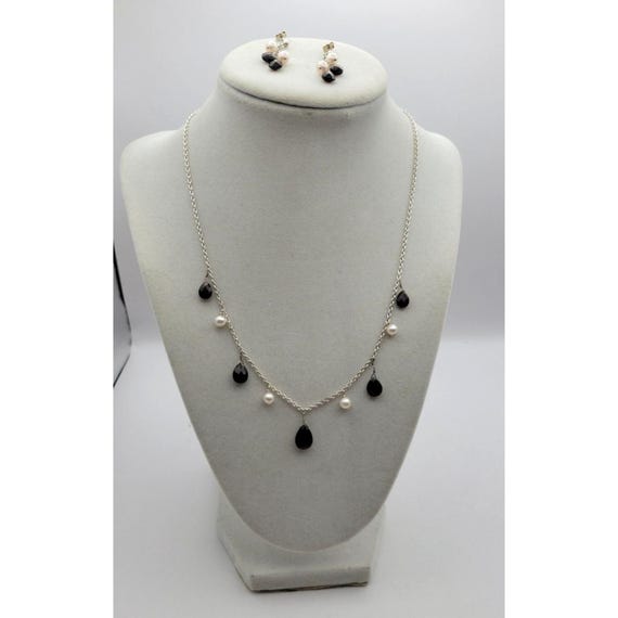 Pearl & Garnet Gemstone Stone Necklace And Earrings Set
