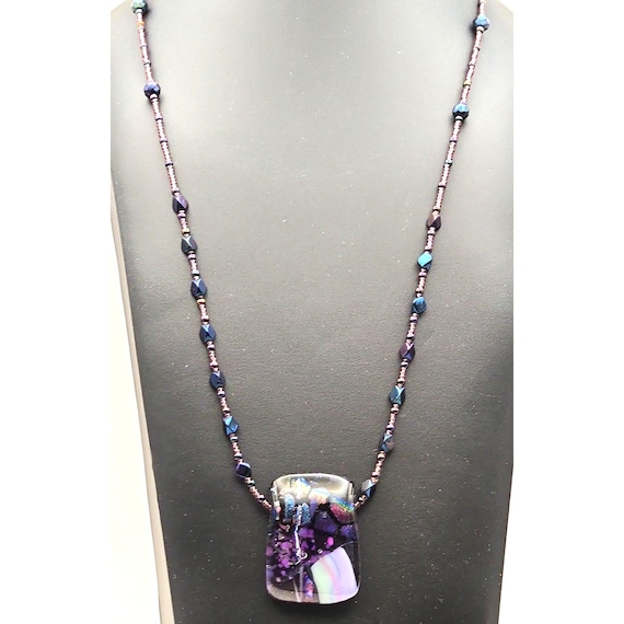 Vtg AB Crystal Beaded Necklace W/ Art Glass Pendant Purple Hues & Sparkle 20 "