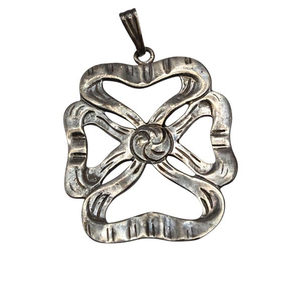 Vintage Sterling Silver Ribbon Style Pendant 1.5" X 1.25" Handwrought Colonial Williamsburg Jewelry