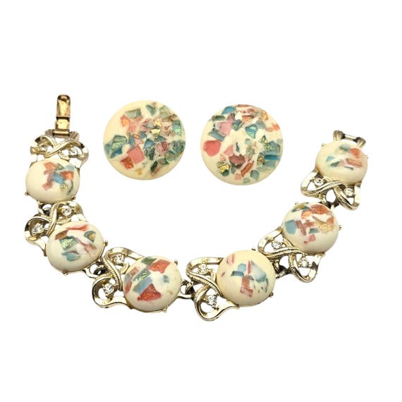 Vtg Coro Confetti Pastel Button Earrings & Bracelet Set With Rhinestone Accents 7 1/2" X 3/4"- 1 1/8" Clip-On Discs